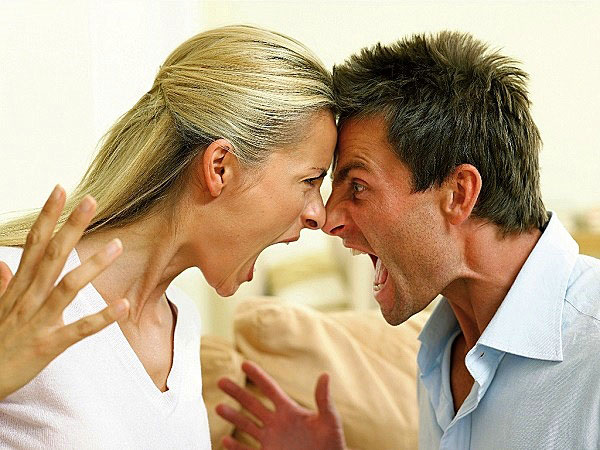 Khẩu chiến vợ chồng và những điều nên tránh dù đang cãi nhau 'hăng' tới đâu
