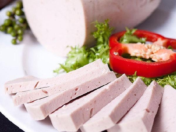 Mua giò lụa dịp Tết: Đừng quên những cảnh báo và hướng dẫn nhận biết giò sạch - bẩn từ chuyên gia