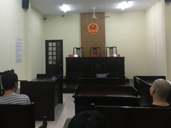 Tranh chấp xe 140 triệu, bị tòa tuyên án phí... 7 tỉ đồng?
