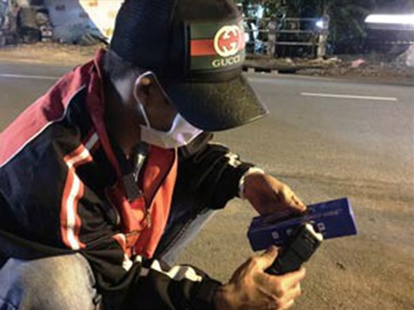 'Hàng nóng' rao bán công khai trên facebook