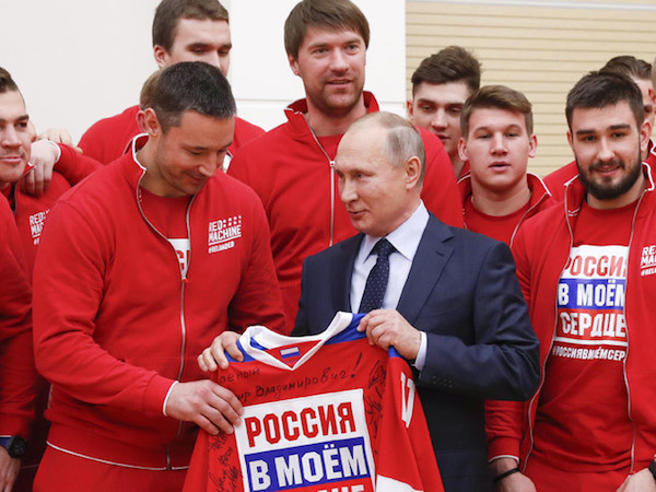 Lời xin lỗi cảm động của TT Putin với các vận động viên Nga