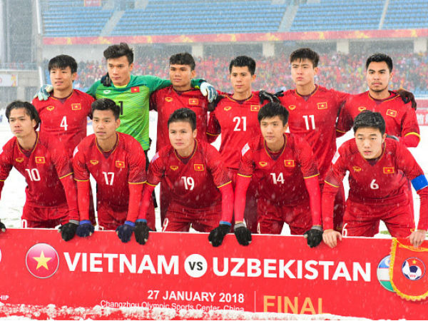 Tiền thưởng cho U23 Việt Nam về 'nhỏ giọt'
