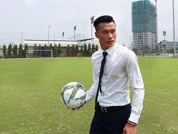 Bốn cầu thủ U23 Việt Nam lọt top 10 mỹ nam do dân mạng Trung Quốc bầu