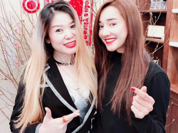 Nhã Phương phản ứng lạ khi bị hỏi về nhẫn cầu hôn của Trường Giang