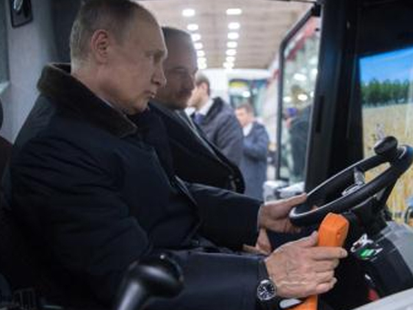 Putin sẽ làm tài xế lái máy gặt nếu không không trúng cử tổng thống?