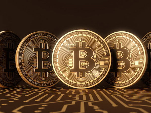 Thị trường tiền ảo rúng động, Bitcoin giảm sâu xuống dưới mức 7.000 USD