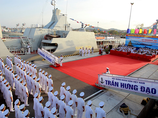 Thượng cờ 2 tàu hộ vệ tên lửa Gepard 3.9 Quang Trung, Trần Hưng Đạo