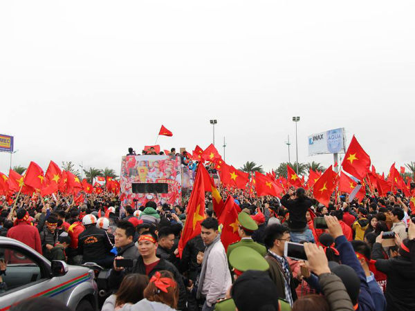 U23 Việt Nam: Hết 'chạy show', giờ chia thưởng thế nào?