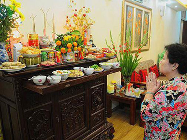 Không nên thắp hương thờ cúng sau 23 tháng Chạp để tránh điều không may?