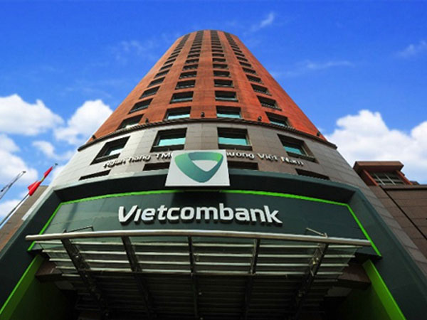 Lãi cao nhất hệ thống, Vietcombank thưởng Tết như thế nào?