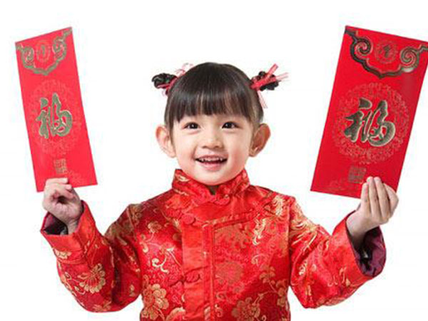 Những điều cấm kỵ bạn nên biết khi lì xì cho trẻ ngày Tết