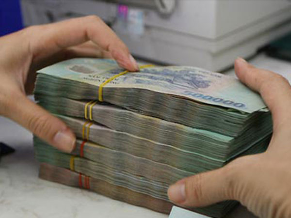 Nhân viên ngân hàng được thưởng Tết lớn
