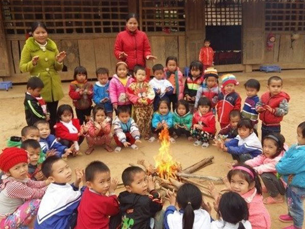 Câu chuyện món quà Tết đầu tiên cô giáo nhận sau 30 năm đứng lớp khiến nhiều người bật khóc