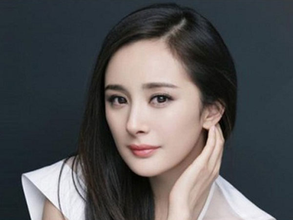 Dương Mịch bất ngờ bị tố 'thủ đoạn, tâm cơ' khi tặng quà mừng năm mới cho mọi người