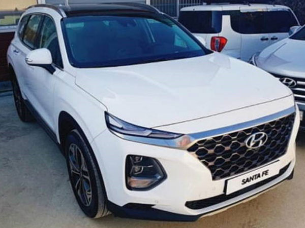 Hyundai Santa Fe 2019 xuất hiện tại đại lý, giá từ 26.000 USD