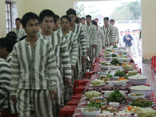 Tết Nguyên đán, phạm nhân hưởng tiêu chuẩn ăn gấp 5 lần ngày thường