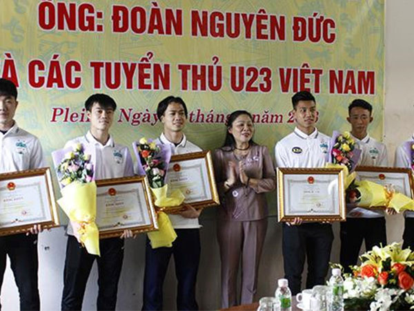 Vui, buồn chuyện thưởng Tết của cầu thủ V.League