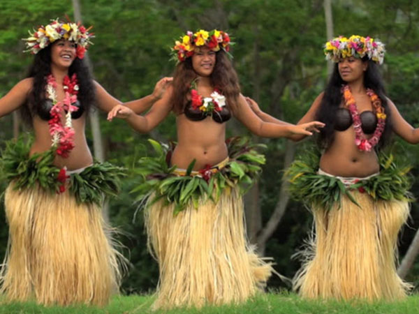 Tập tục tình dục kỳ lạ: những 'gái ngoan' ở Tahiti