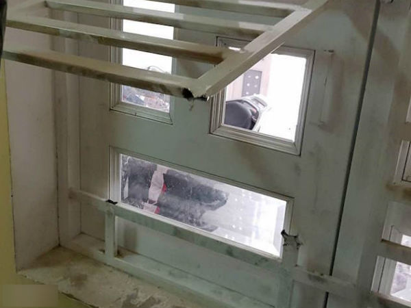 Chủ nhà đi ăn tất niên, trộm phá cửa 'dọn' tài sản