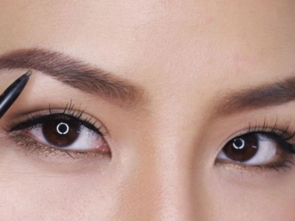 5 món đồ trang điểm không thể thiếu khi đi chơi Tết