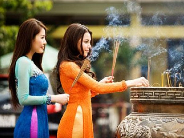 Xuất hành mùng 2 Tết Mậu Tuất, ngày đẹp nhất để khởi sự, mở hàng gặt hái nhiều tài lộc