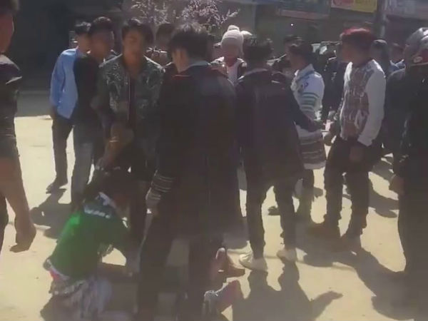 Cô gái H'mong gào khóc, vùng vẫy thoát khỏi nhóm thanh niên khi bị bắt về làm vợ ngày đầu năm mới