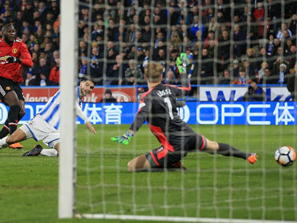 Lukaku lập cú đúp, đưa Man Utd vào tứ kết Cup FA