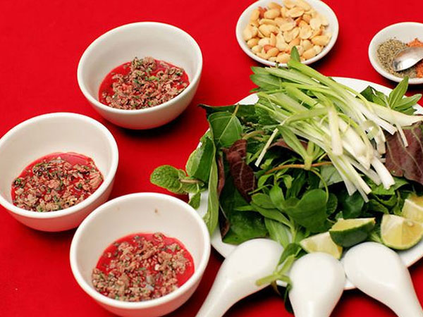 Những sự thật kinh hoàng về món ăn 'mang lộc cả năm'