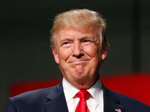 Bức thư an ủi bé gái ám ảnh vì xả súng của Trump