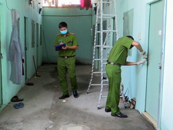 Lời khai của người chồng đâm chết vợ trong ngày mùng 1 Tết