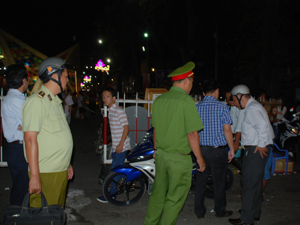 Chủ tịch TP. Mỹ Tho trực tiếp kiểm tra bãi xe chặt chém
