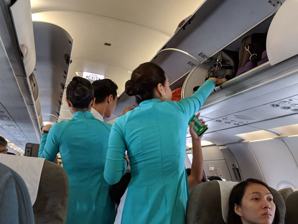 Khách đi Myanmar lên nhầm máy bay Vietnam Airlines đến Singapore