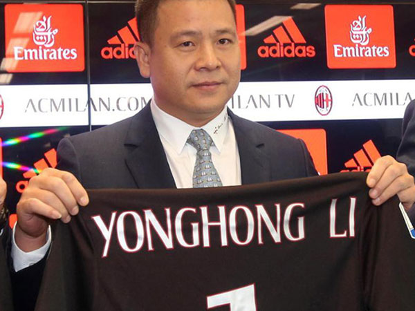 Ông chủ Trung Quốc phá sản, AC Milan bị rao bán