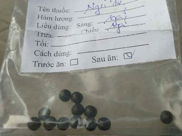 Bé gái 7 tuổi mọc râu, lông khắp người vì thuốc chữa biếng ăn