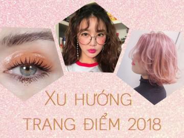 Sang năm 2018, tô son nhoè ra viền và rắc nhũ là xu hướng đang được dự đoán sẽ hot!