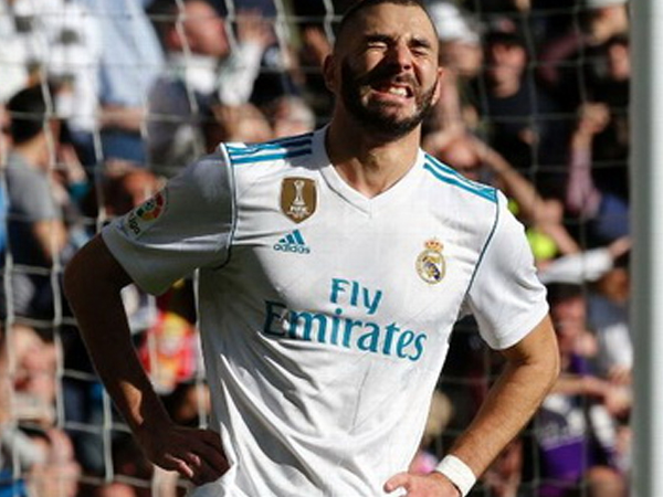 4 đội bóng ở Ligue 1 hỏi mua Karim Benzema