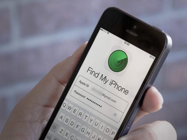 Find My iPhone tìm ra điện thoại tại đồn cảnh sát, tới tìm cảnh sát bảo không có