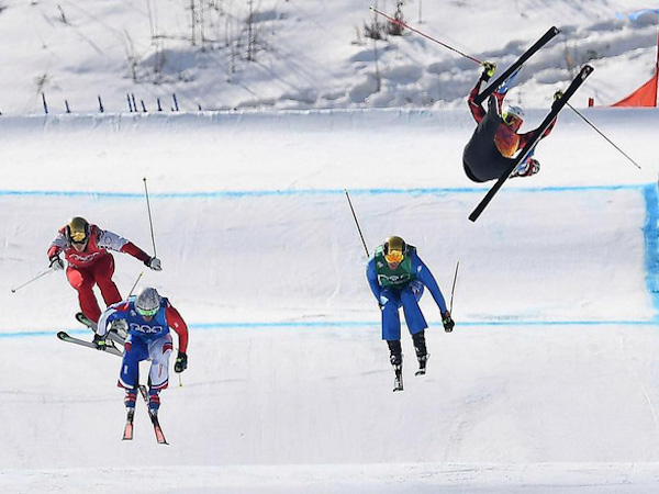Rơi từ độ cao 30m, vận động viên trượt tuyết vỡ xương chậu ở Olympic mùa đông