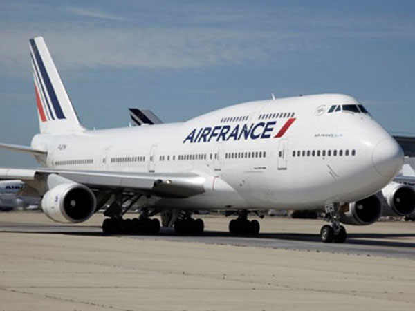 Khách bị Air France đơn phương hủy vé có thể khởi kiện hãng bay