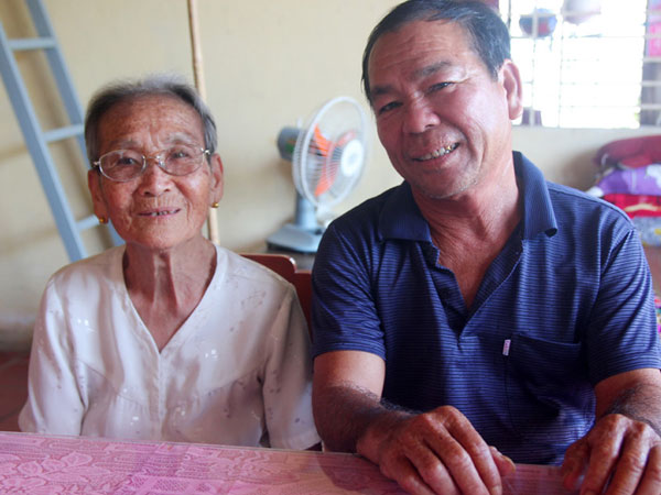 'Liệt sĩ' Chóng kể trận đánh 33 năm trước và cuộc tình với 3 người vợ