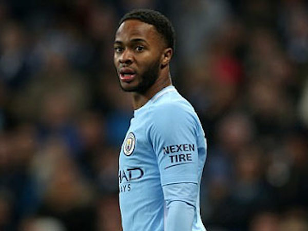 Man City thờ ơ trong việc gia hạn với Sterling