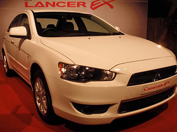 Mitsubishi triệu hồi 5000 xe ôtô dính lỗi động cơ