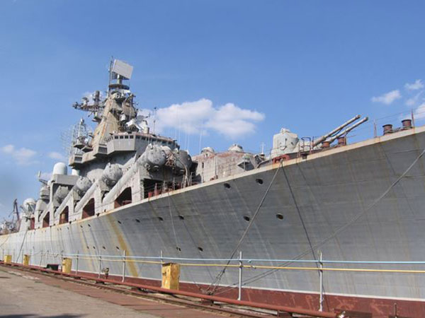 Kiev 'tố' Nga có kế hoạch nổ tung chiến hạm 'Ukraine', Moscow nói gì?