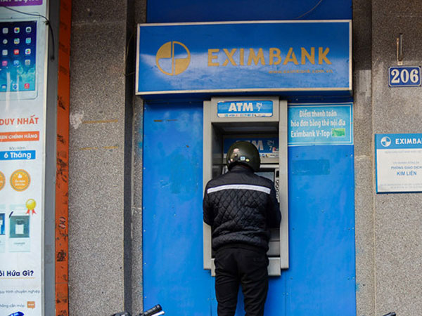 Khách hàng mất 245 tỷ, Eximbank cũng ‘bốc hơi’ hơn 700 tỷ vốn hóa