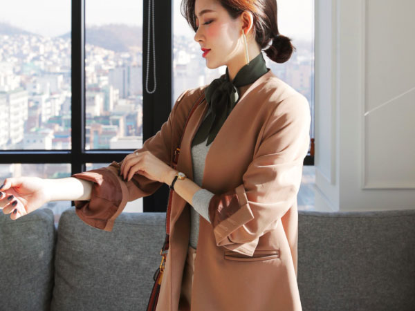 Tủ đồ ngày đầu Xuân của nàng công sở chẳng thể hoàn hảo nếu vắng mặt 5 món đồ này