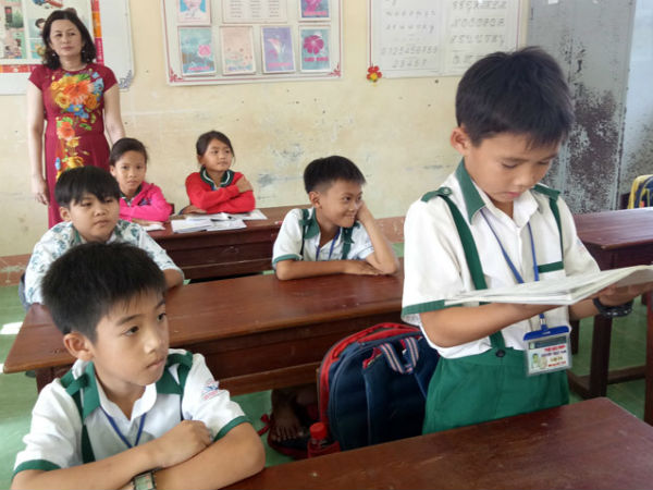 Một học sinh lớp 3 trả lại hơn 40 triệu đồng nhặt được
