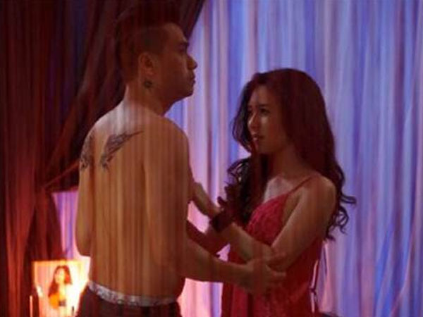 Những cảnh nóng gây tranh cãi gay gắt trên giờ vàng phim Việt