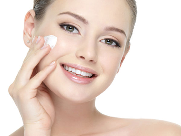 Các bước chăm sóc da ban đêm cho bạn gái vụng về