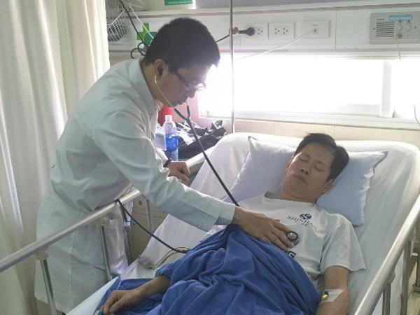 Suýt chết vì nhồi máu cơ tim mà tưởng ngộ độc thực phẩm