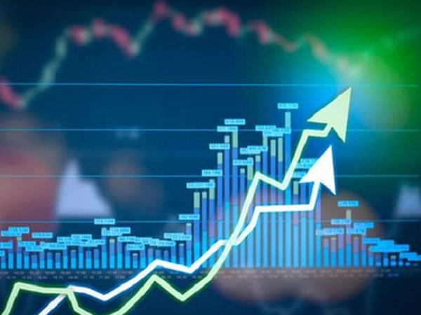 Chứng khoán Việt Nam tăng tốt nhất thế giới sau 2 tháng